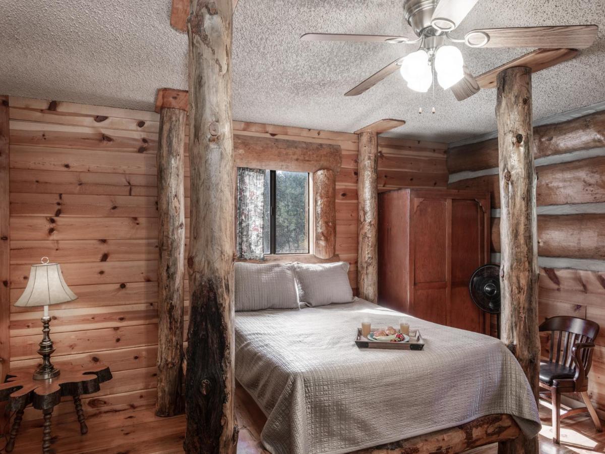 Sleeping Bear, 2 Bedrooms, Front Deck, Midtown, Sleeps 6 Ruidoso Dış mekan fotoğraf