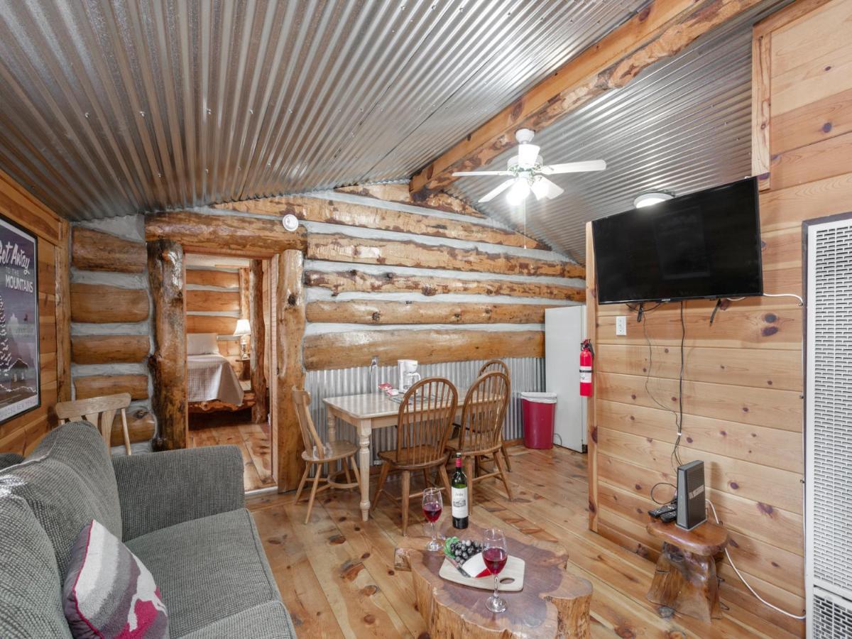 Sleeping Bear, 2 Bedrooms, Front Deck, Midtown, Sleeps 6 Ruidoso Dış mekan fotoğraf